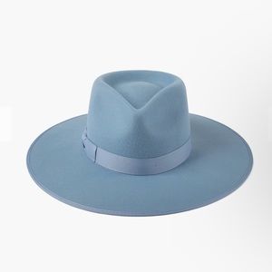 Lack of colour capri rancher blue. 💯 soft wool. Size 55cm / 10cm brim. Like new